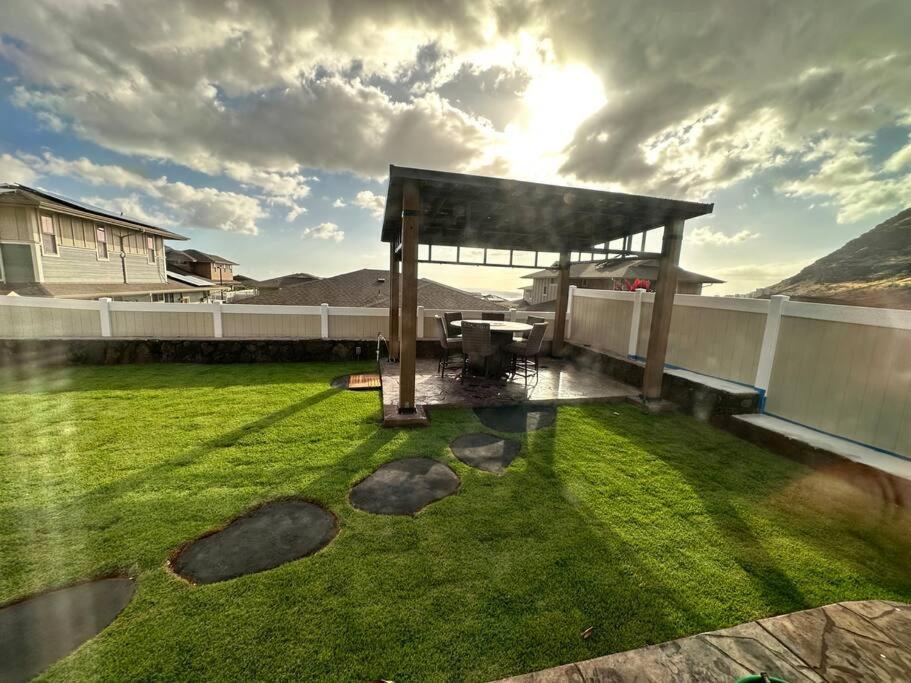 New 4 Bedroom Home With Ocean And Gorgeous Mountain Views In The Gated Community Of Mauna Olu Waianae المظهر الخارجي الصورة